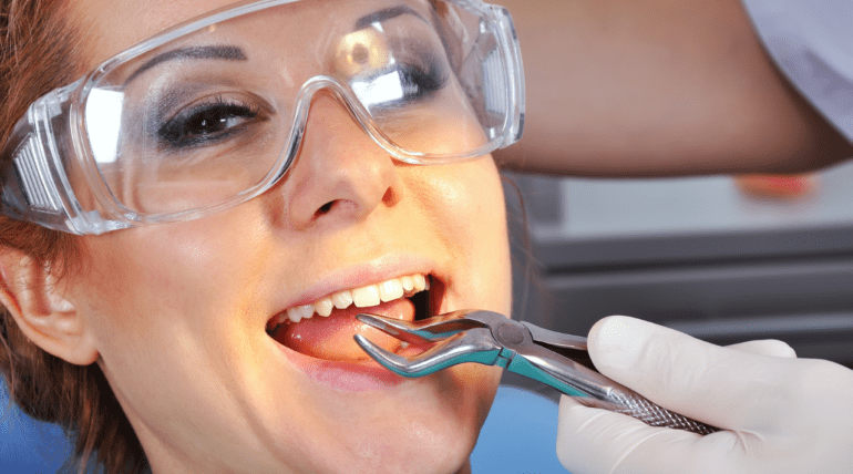 Dentist near me for tooth extraction